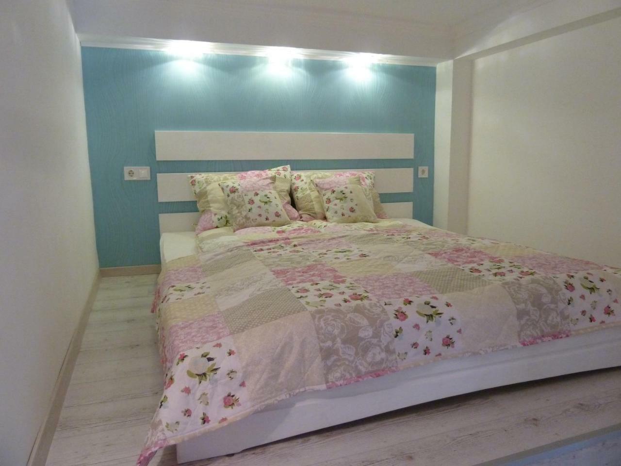 Kossuth Apartmanok Debrecen Extérieur photo