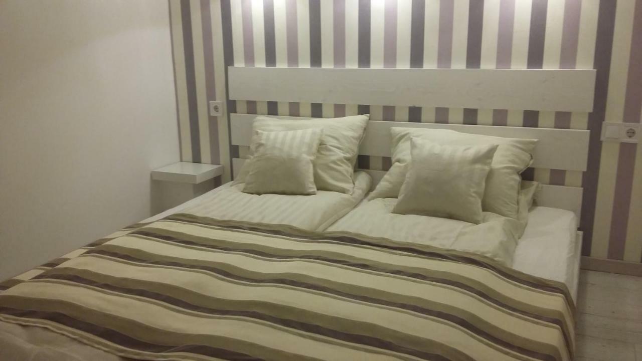 Kossuth Apartmanok Debrecen Extérieur photo