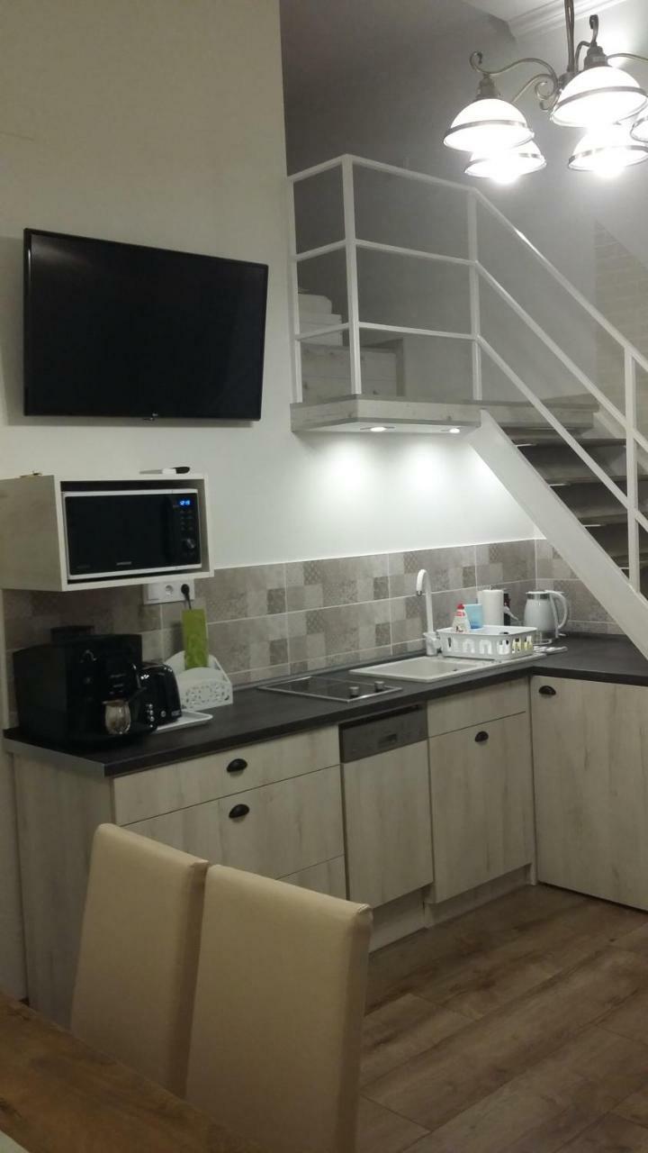 Kossuth Apartmanok Debrecen Extérieur photo